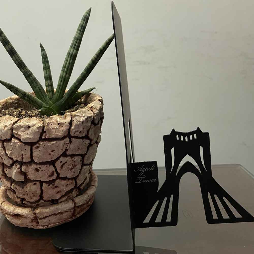 阿扎迪塔设计波斯金属艺术书挡 – 现代伊朗空间的绝佳选择