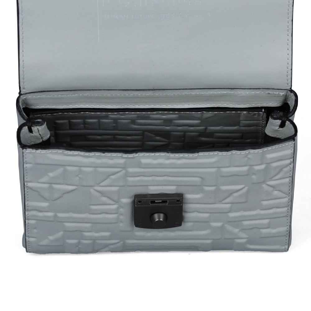 真皮腰包，配可调节腰带 – 女士时尚宣言