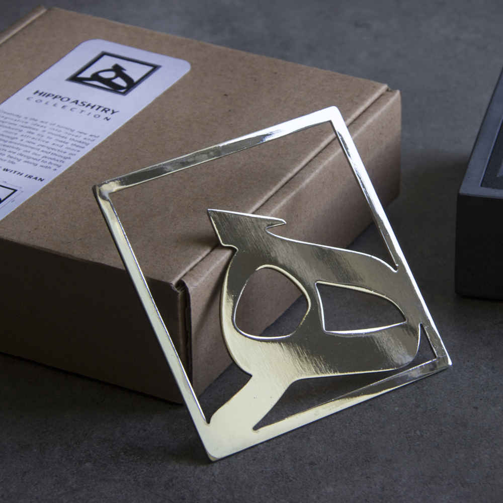 波斯水泥烟灰缸 – 现代书法“他”设计