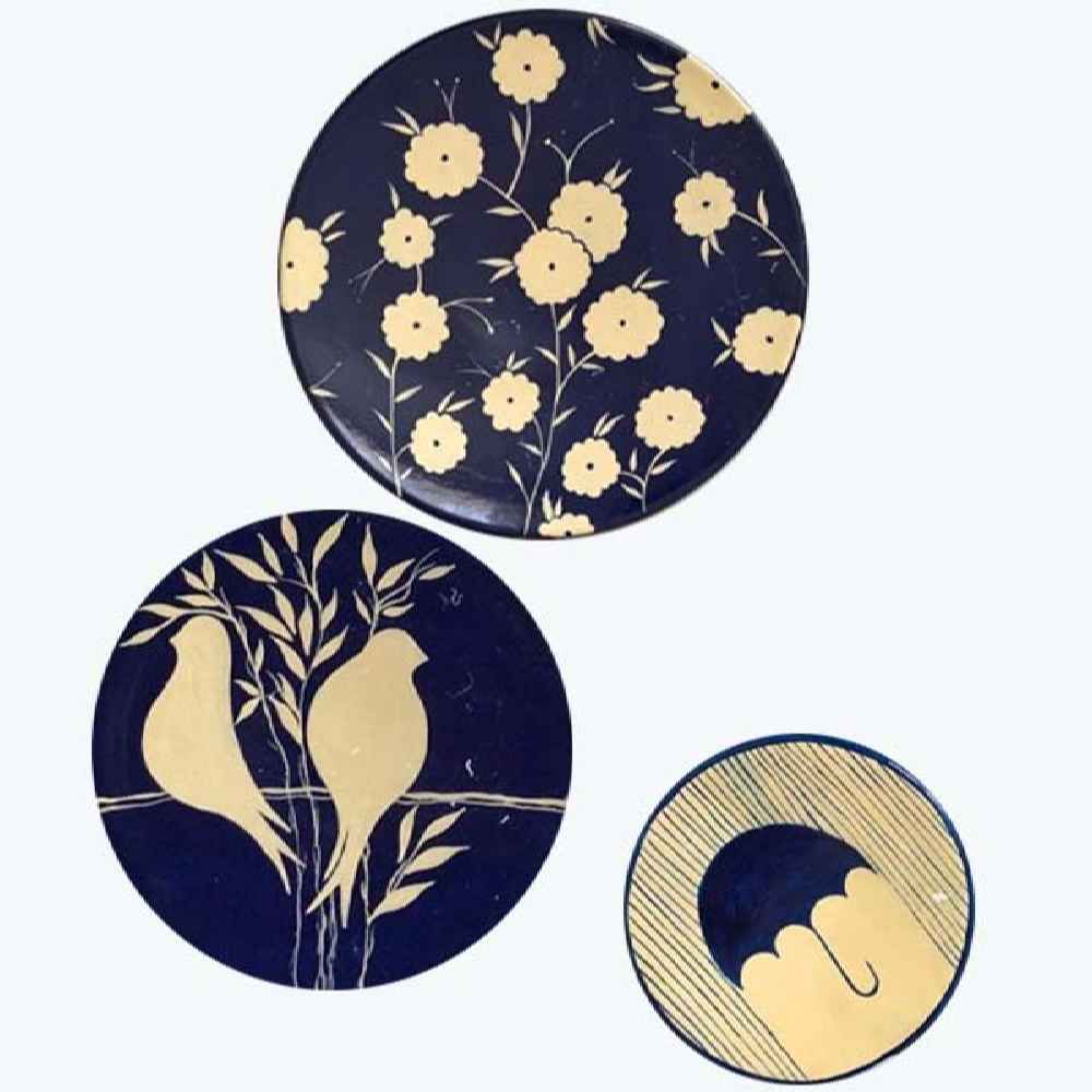 Main image of 三件套 手绘装饰陶瓷盘 花卉