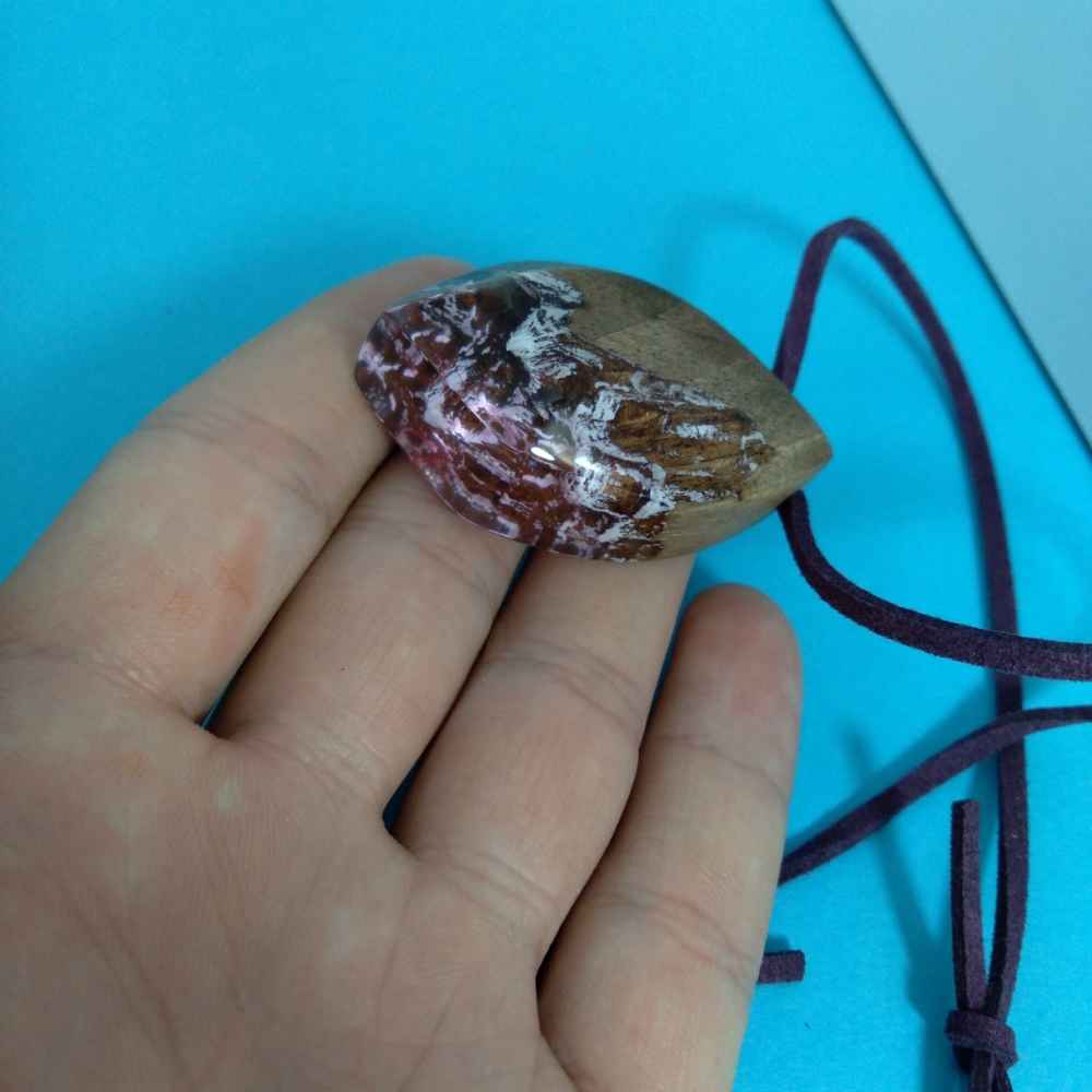 木与树脂项链 手工艺术 大胆风格 Mountain