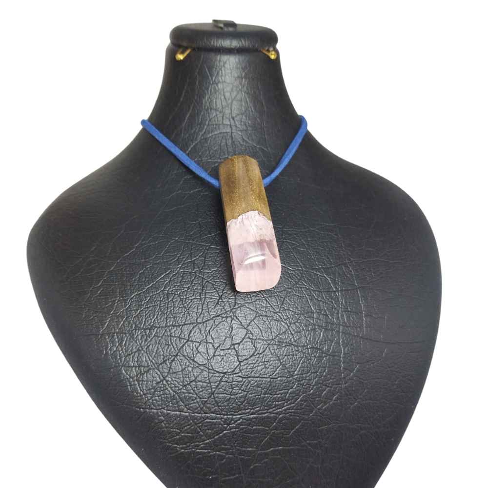 Main image of 木与树脂项链 手工艺术 大胆风格 Snow