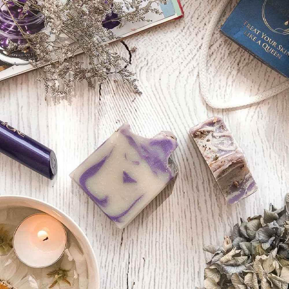 Main image of 天然香皂——适合中性肌肤，含薰衣草（6块）