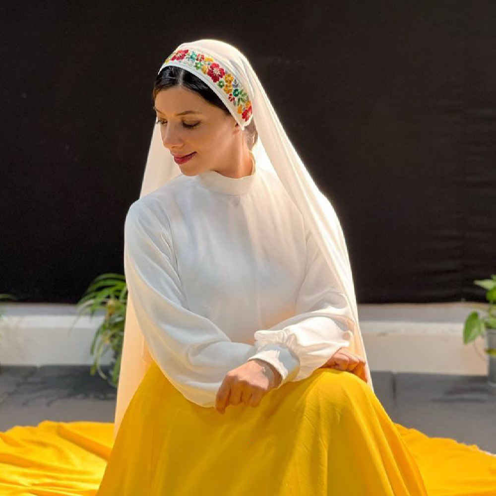 Main image of 女式赛玛舞服套装 – Valeh 款