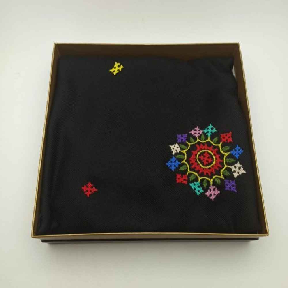 Main image of 巴洛奇刺绣女士披肩 Fargol 款