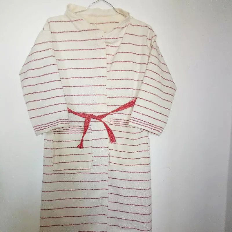 Main image of 波斯手工儿童浴袍 – 100% 纯棉