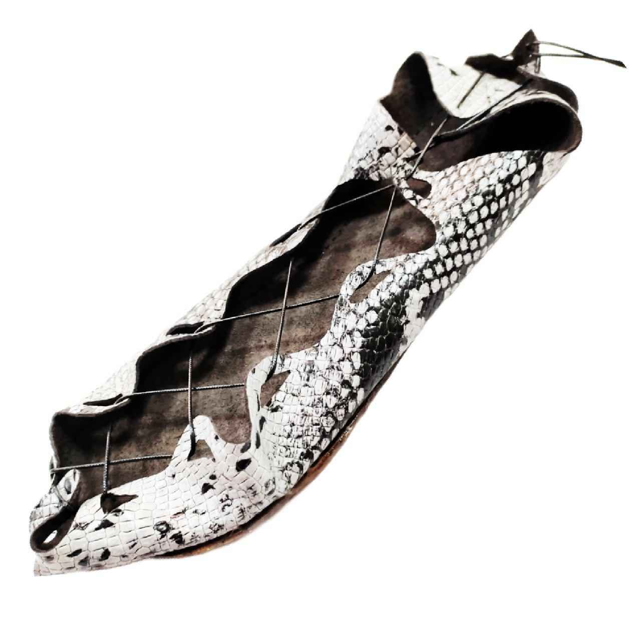 女士复古风波斯拖鞋 – 真皮制作