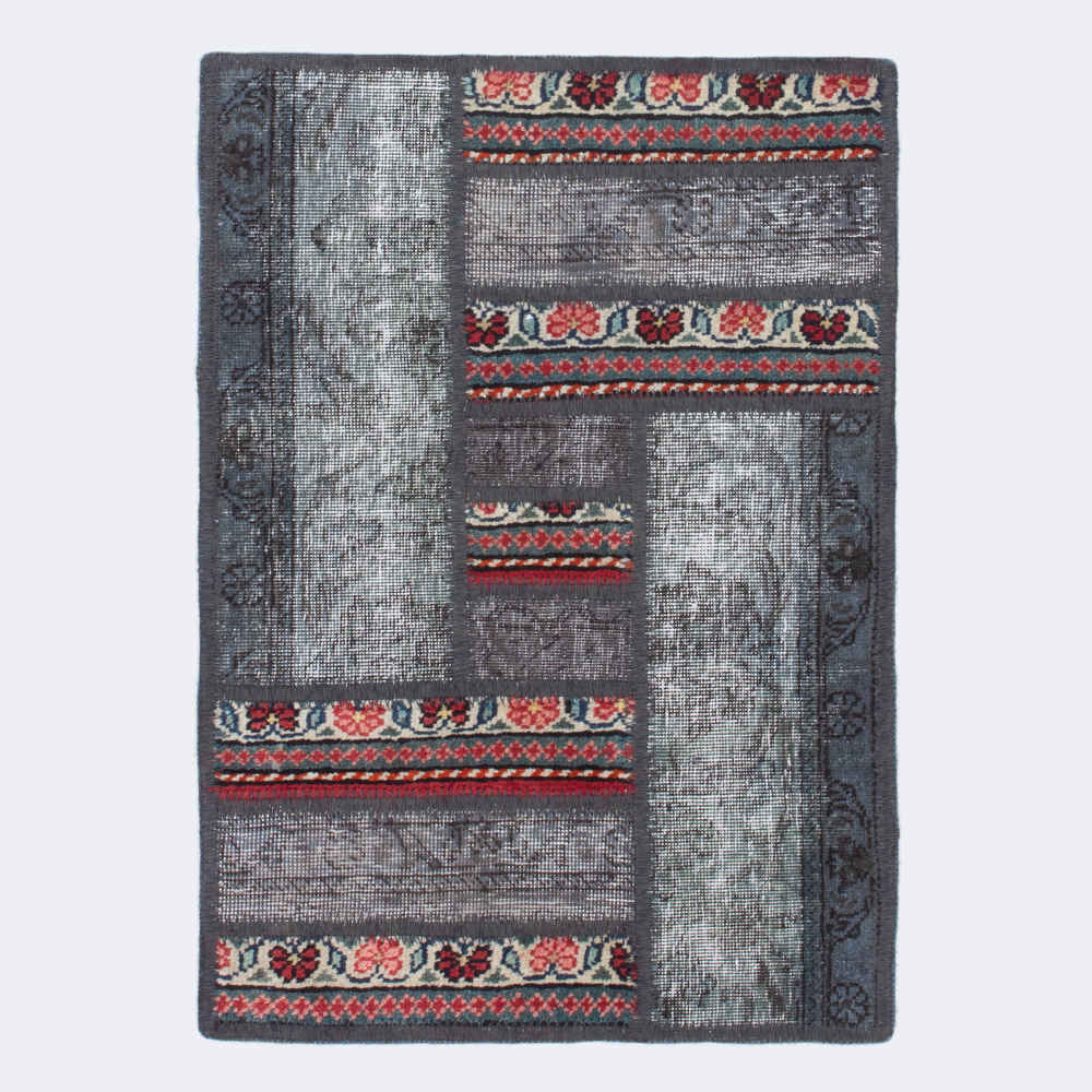 Main image of 复古波斯手工结拼布地毯 Farhan