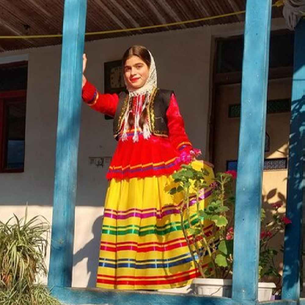 Main image of 波斯吉拉尼女性传统服饰套装