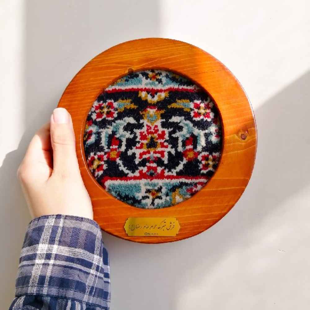 Main image of 伊斯兰 Imam Reza 圣陵地毯框 – Mahor 款