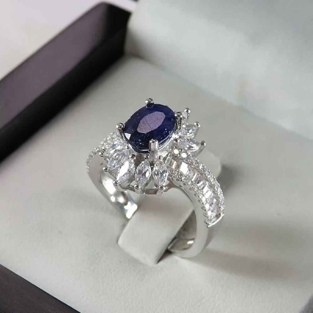 Main image of 女款蓝宝石银戒指 订婚 Bliss系列 Luxe