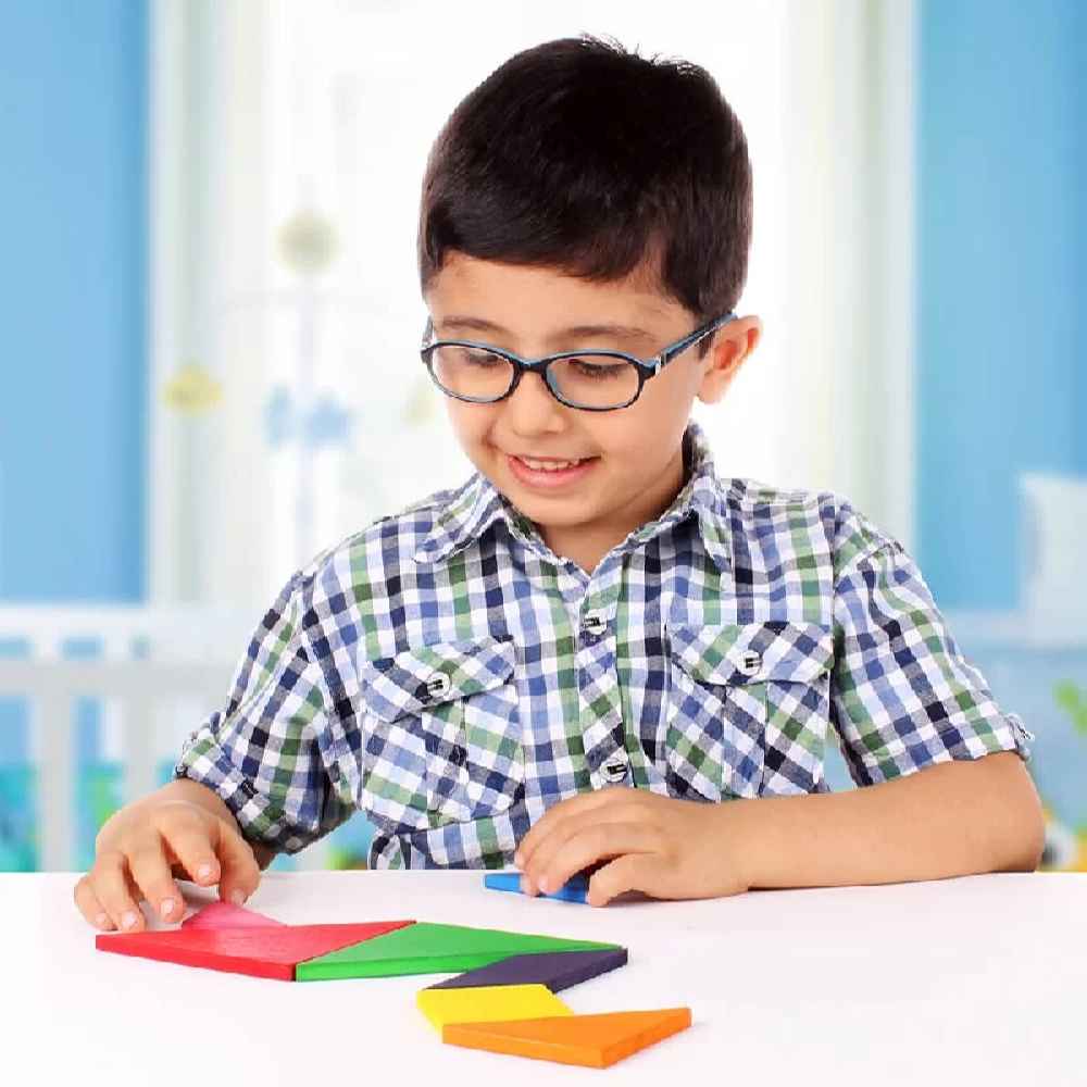 七巧板木质益智拼图 —— 经典教育玩具