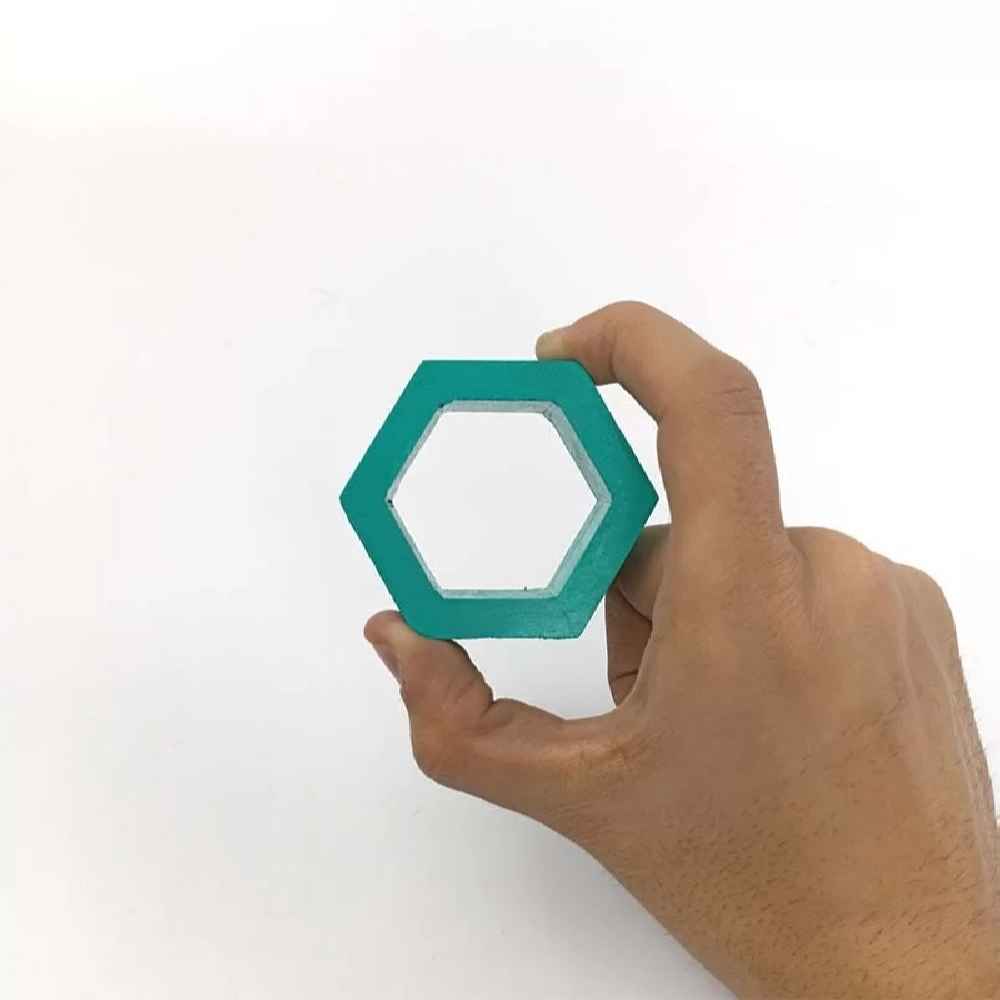 蜂巢木质几何益智拼图 —— 独特教育玩具