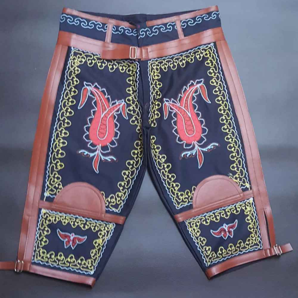 Main image of Zoorkhaneh 运动三分裤，天然山羊皮