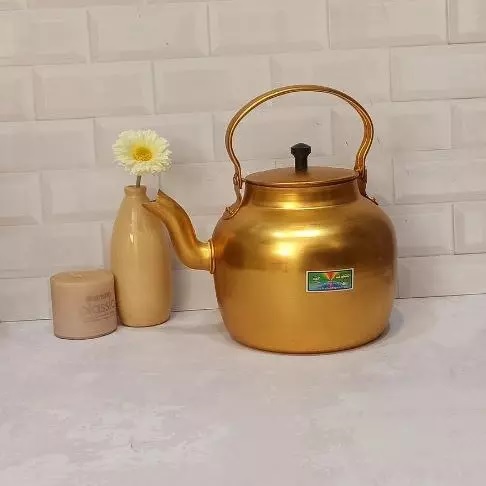 Main image of 轻便户外露营水壶 – 适用于篝火（多种尺寸可选）