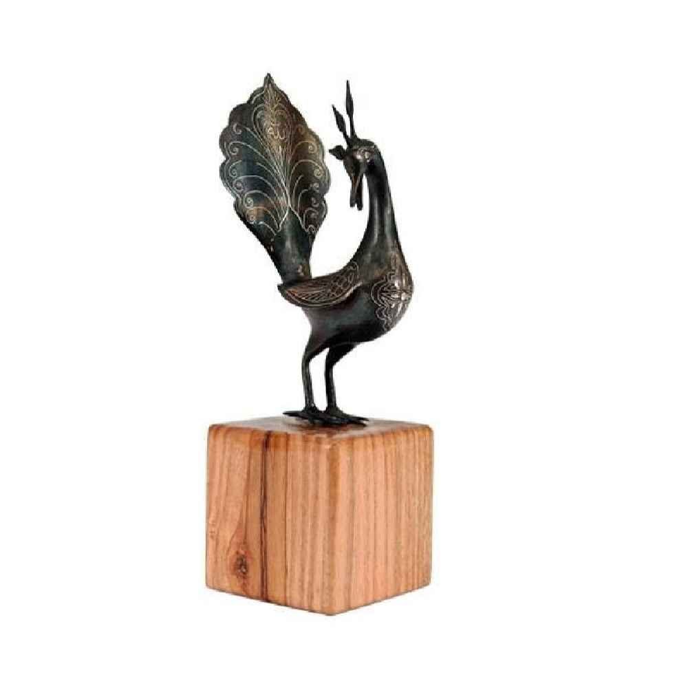 Main image of 幻想雕像 – 孔雀波斯鸟装饰模型