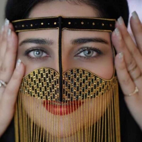 手工 Battoulah 面具 – 波斯湾布尔卡 Asl 款