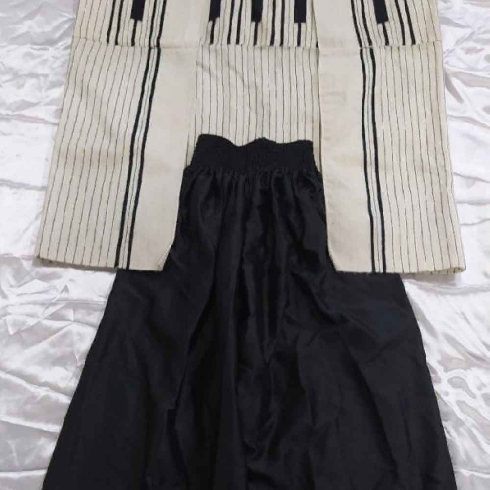 Main image of 波斯巴赫蒂亚里男士传统服饰套装