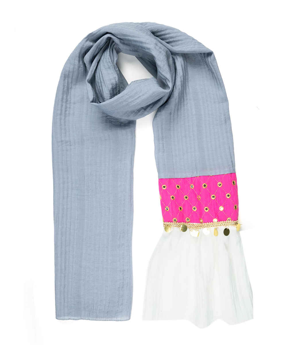 女性亮片 Balochi 刺绣披肩 – Navazesh 款