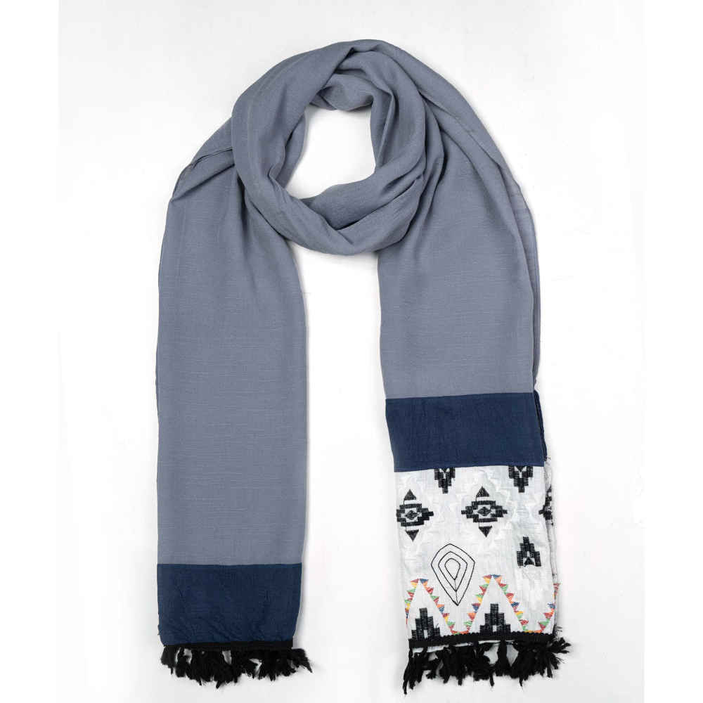 Main image of 女性印花棉质披肩 – Modelina 款