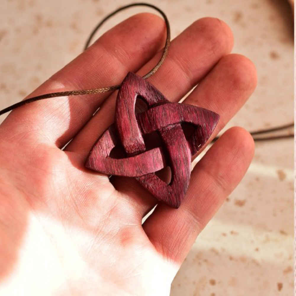 雕刻木吊坠 手工艺术风格 星星