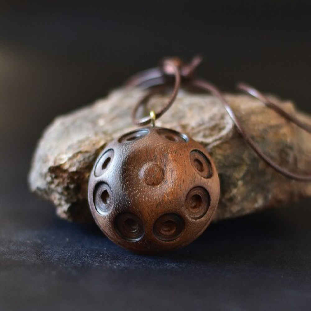 Main image of 木质项链 手工艺术风格 手碟鼓