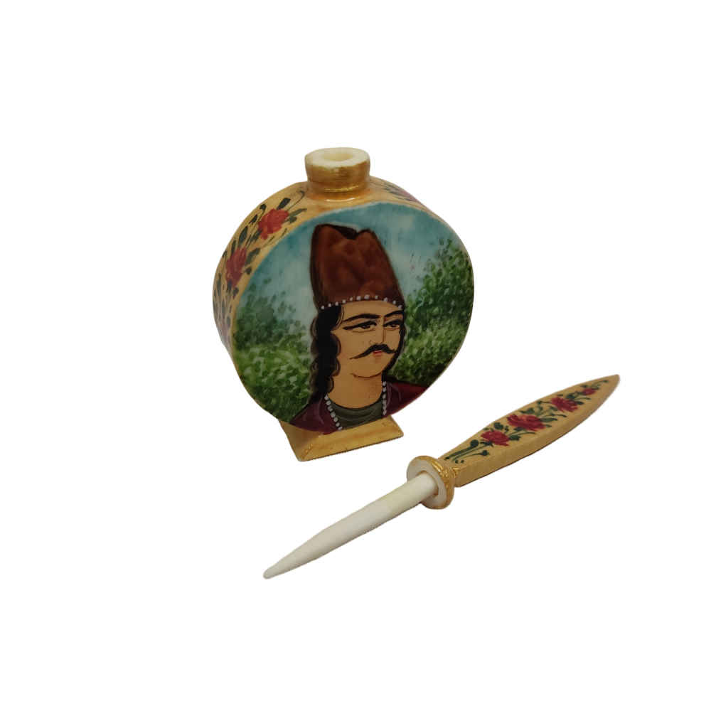 波斯 Surma Dani 容器,用于存放眼影粉,骆驼骨制 Maktab 款