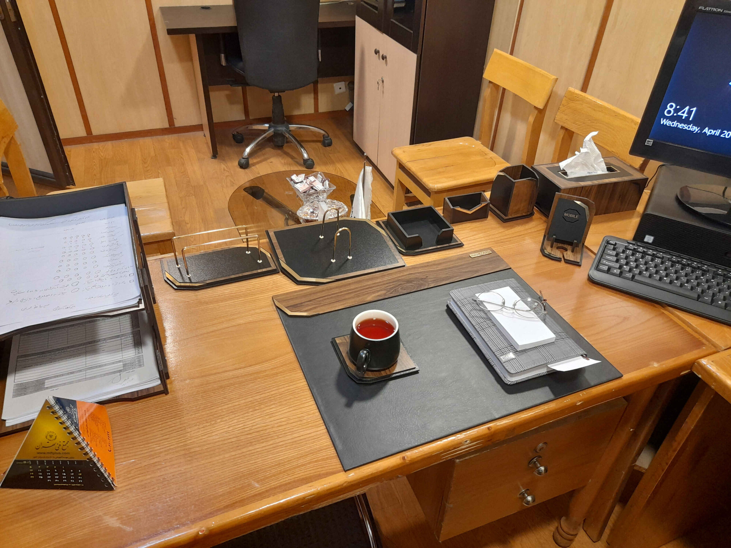 木质办公桌面收纳 – Avang 款（10件）