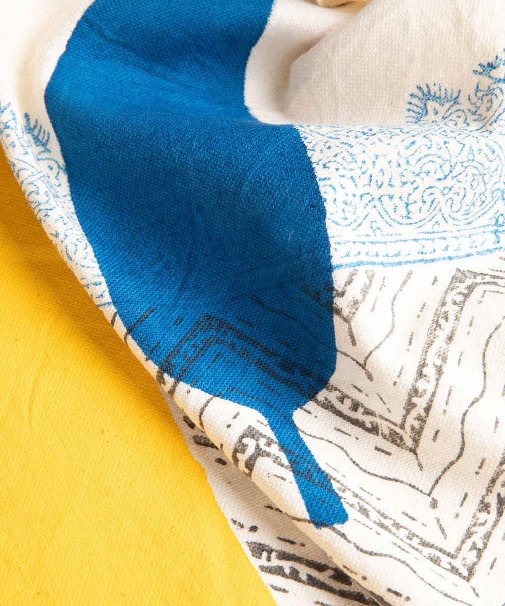 手工亚麻木刻印花桌旗——Sarv Ghajar 款