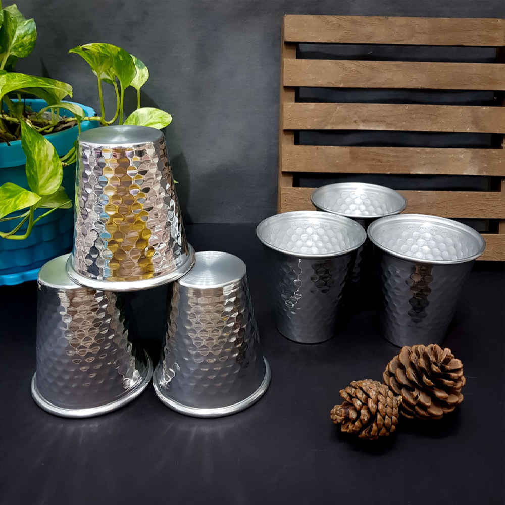 户外露营钢杯 – 轻便且坚固（6 件装）