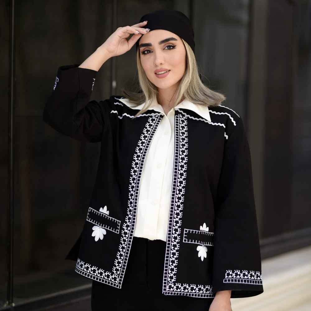 Main image of 波斯刺绣曼托与裤装套装款式 Helena