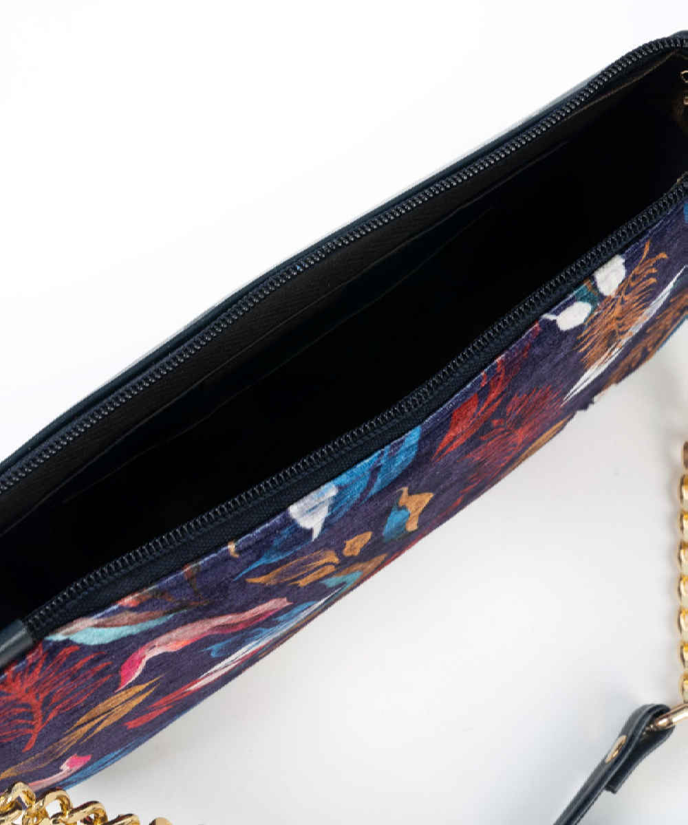 手工人造皮革链条包 Leaf