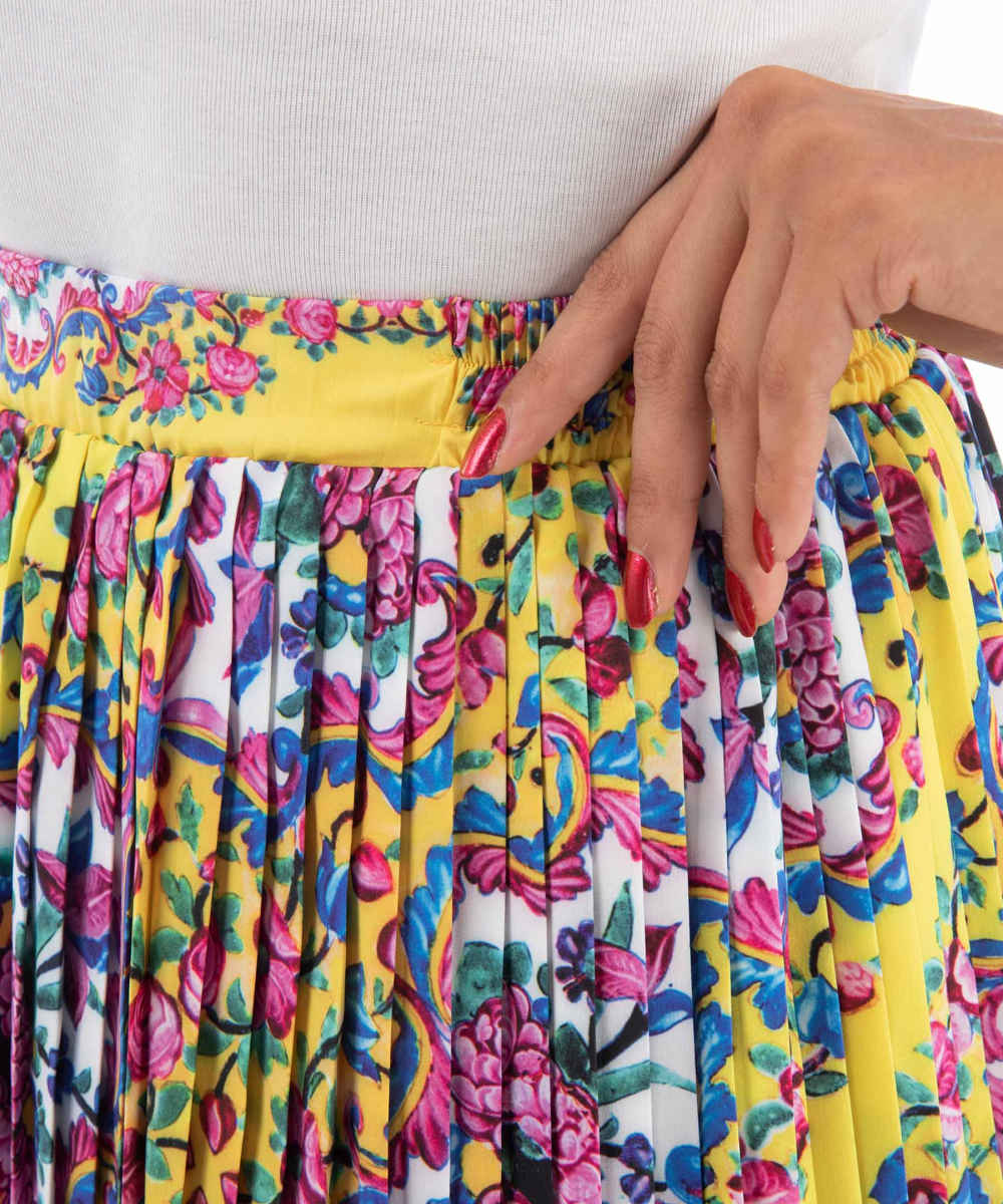 女士百褶中长裙款式 Vestay