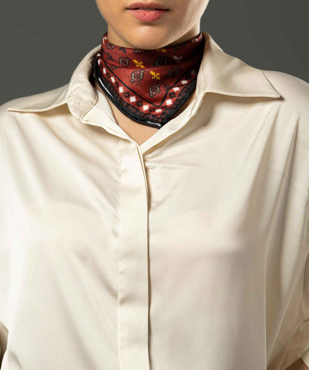 波斯女士真丝方巾 – 奢华亮丽 Diyar 款