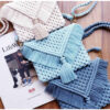 Thumbnail 2: 手工编织 Macrame 斜挎肩包，奢华手工