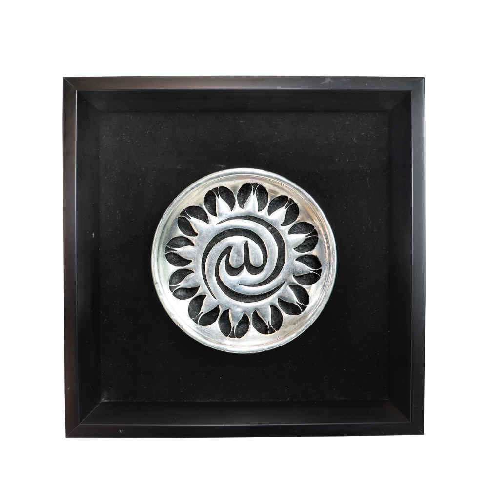 Main image of 镶嵌伊斯兰雕刻铜艺术 “真主”