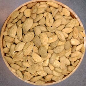 优质伊朗杏仁 – Mamra Badam（生未烤）– 900 克