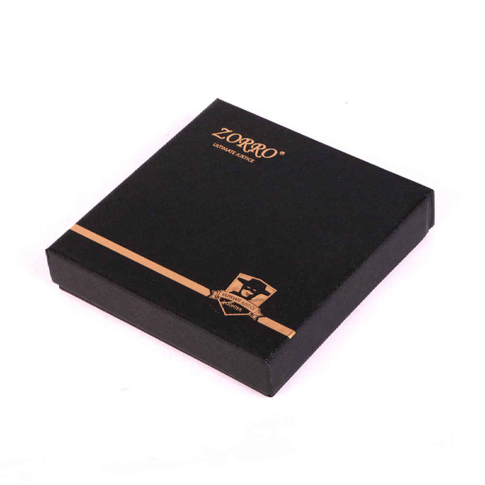 雕刻金属烟灰缸 – 精致艺术“伊利亚”设计