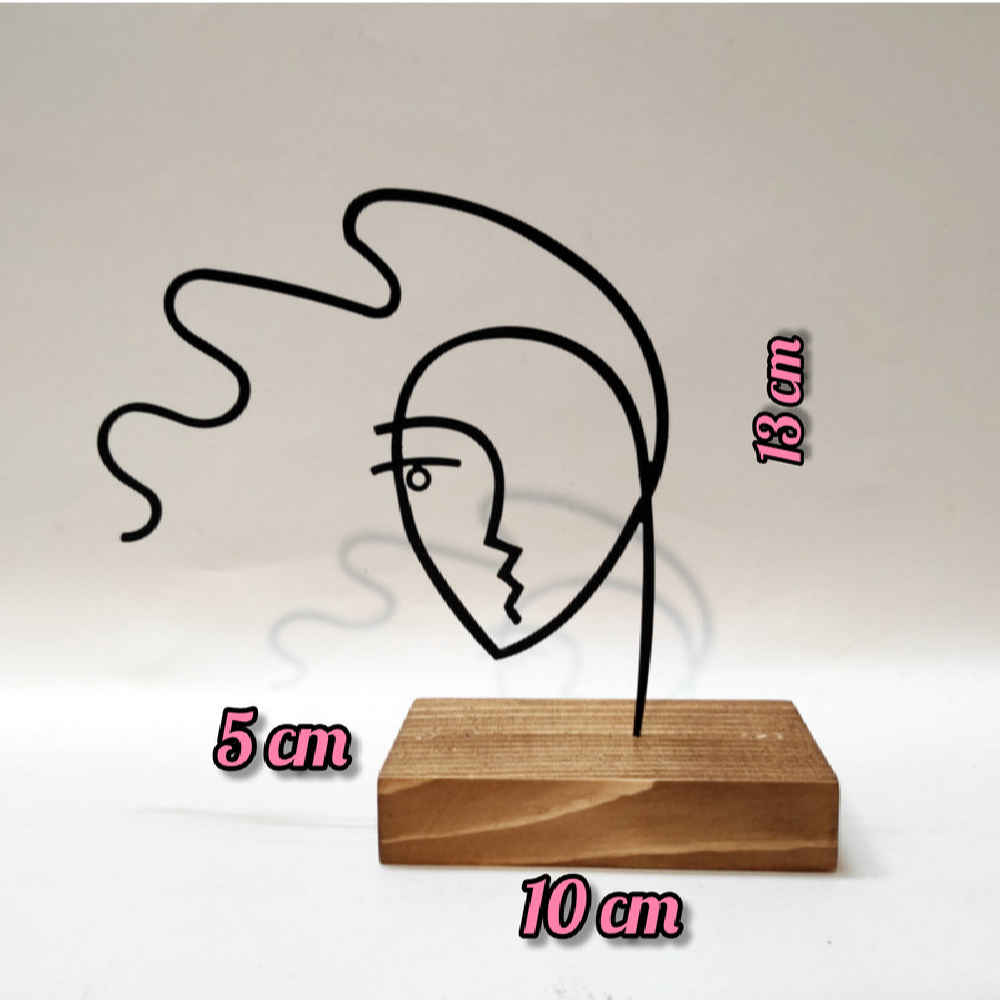 金属极简雕塑 – 女孩造型艺术品