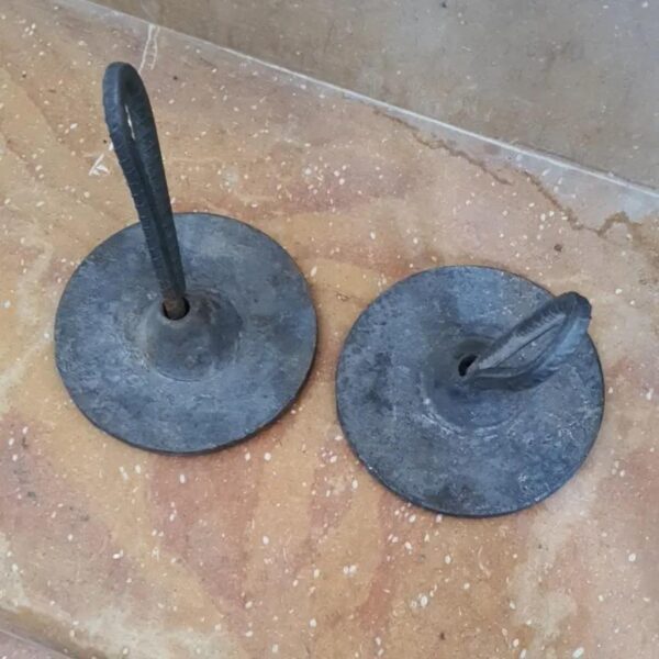 特制金属 Senj 铃鼓，用于搭配 Dammam 打击