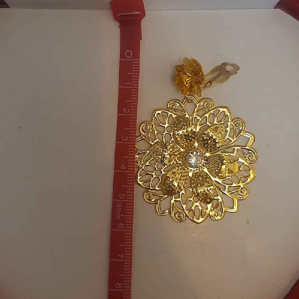 金属垂坠耳环 – 传统风格 Shams 款