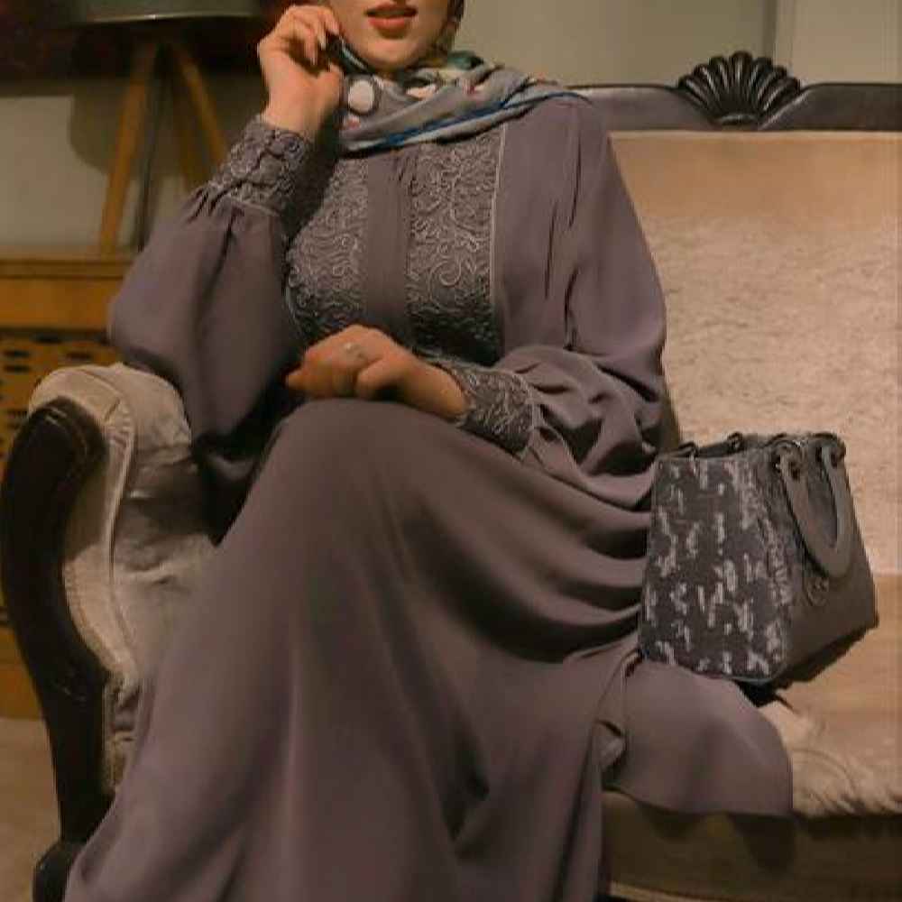 优雅蝴蝶袖穆斯林女士阿巴亚——黑色绉纱面料