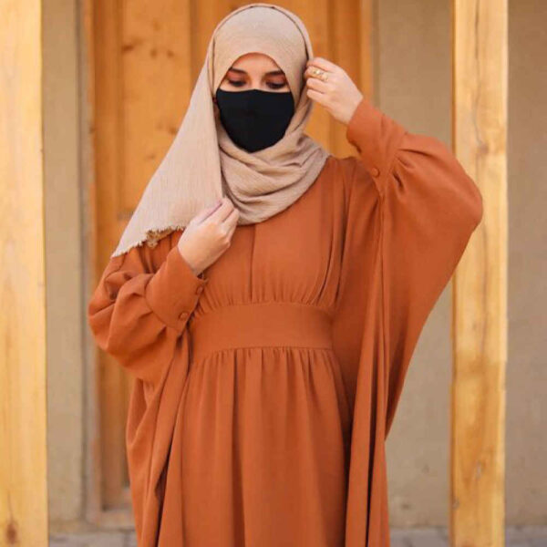 传统蝴蝶袖女士阿巴亚——柔橙色绉纱面料