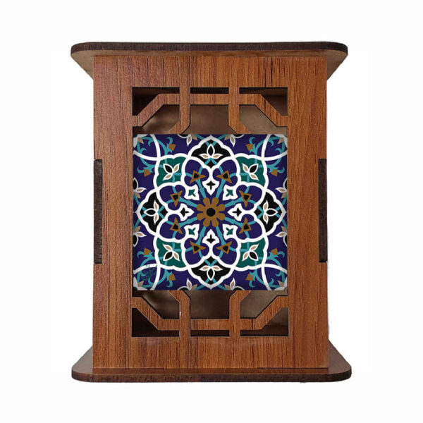 蓝色设计 – 优雅波斯木质笔筒，适合办公空间