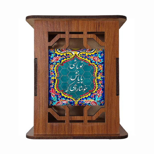 Masir 设计 – 波斯灵感木质笔筒，适合办公室