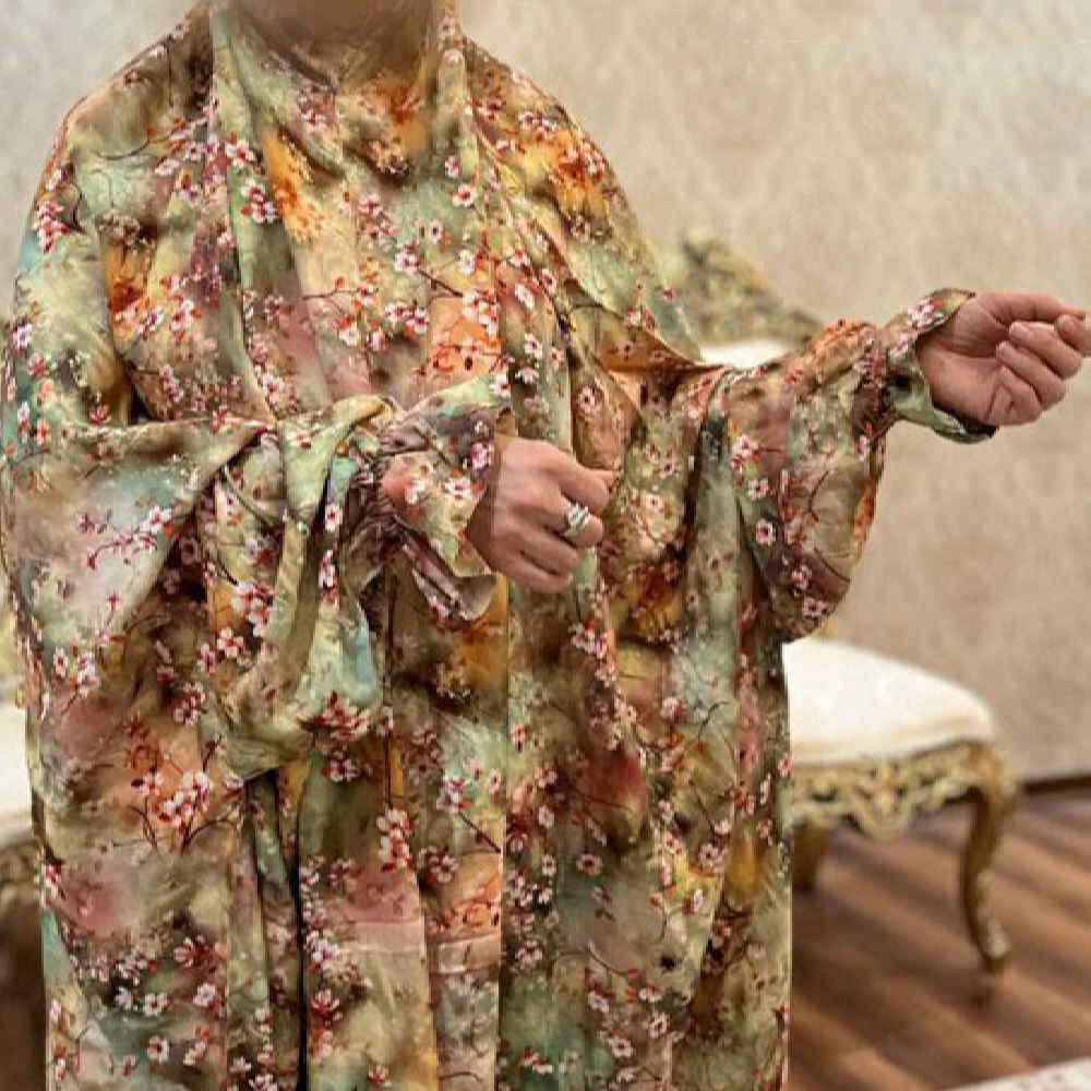 Main image of 伊斯兰女士袖式祈祷长袍 – 花卉图案 Mahya 款