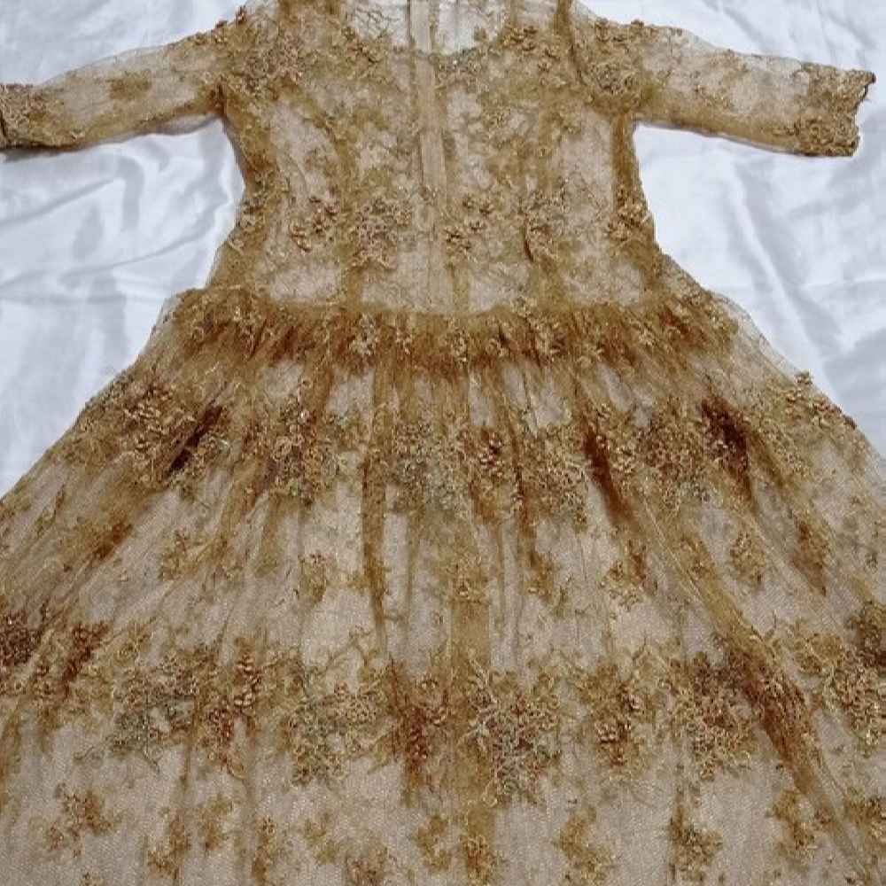 Main image of 伊朗传统库尔德女装 模特 Afsoon