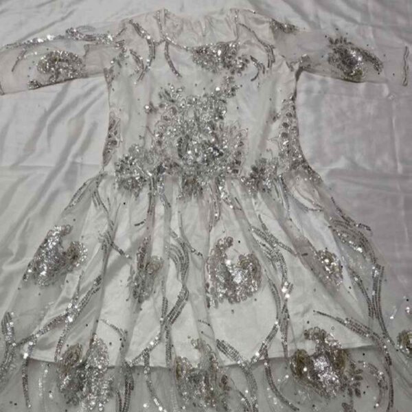 伊朗传统库尔德女装 模特 Snow