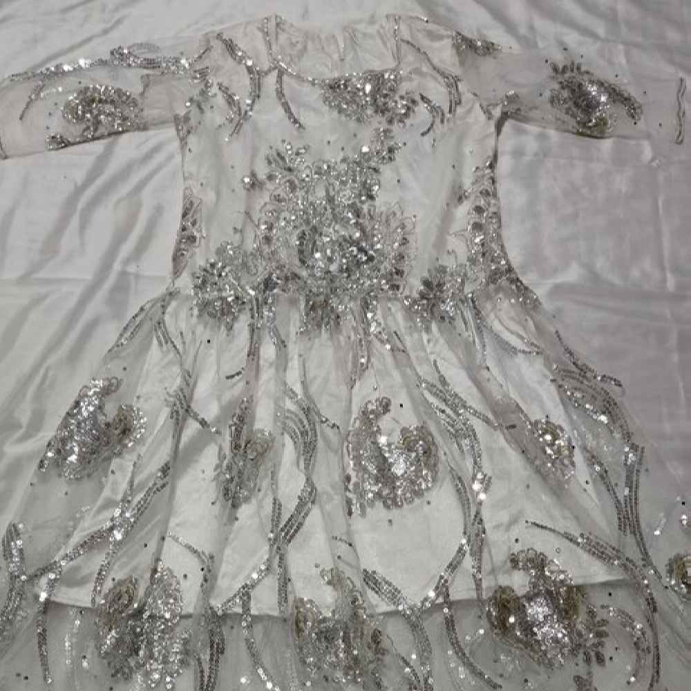 Main image of 伊朗传统库尔德女装 模特 Snow