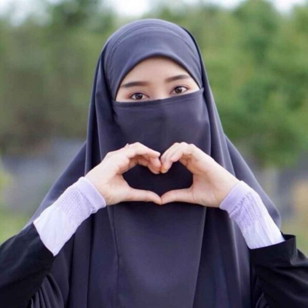 深灰色伊斯兰雪纺头巾 & 半面纱套装